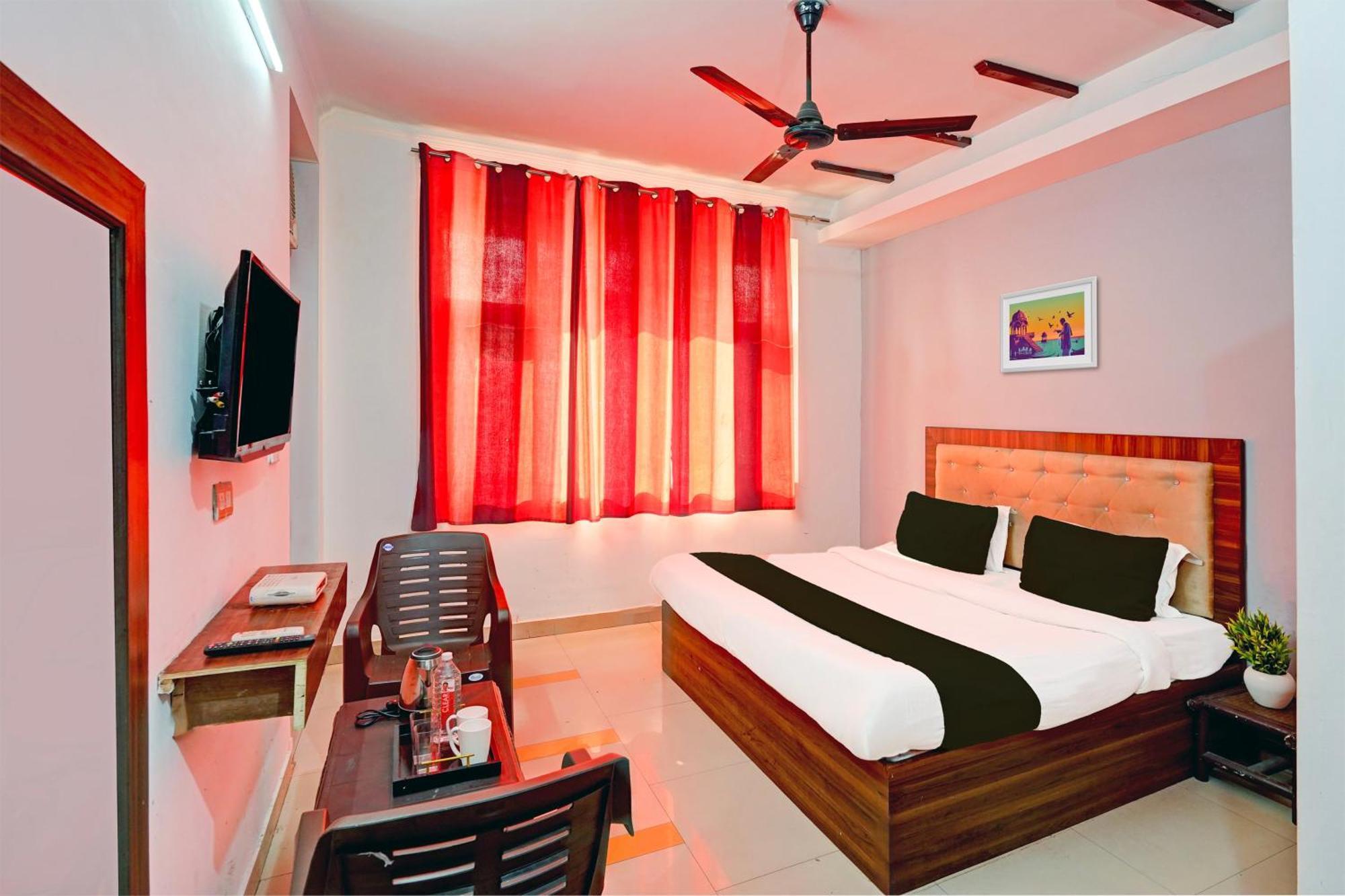 Super Hotel O Palm Dehradun Zewnętrze zdjęcie